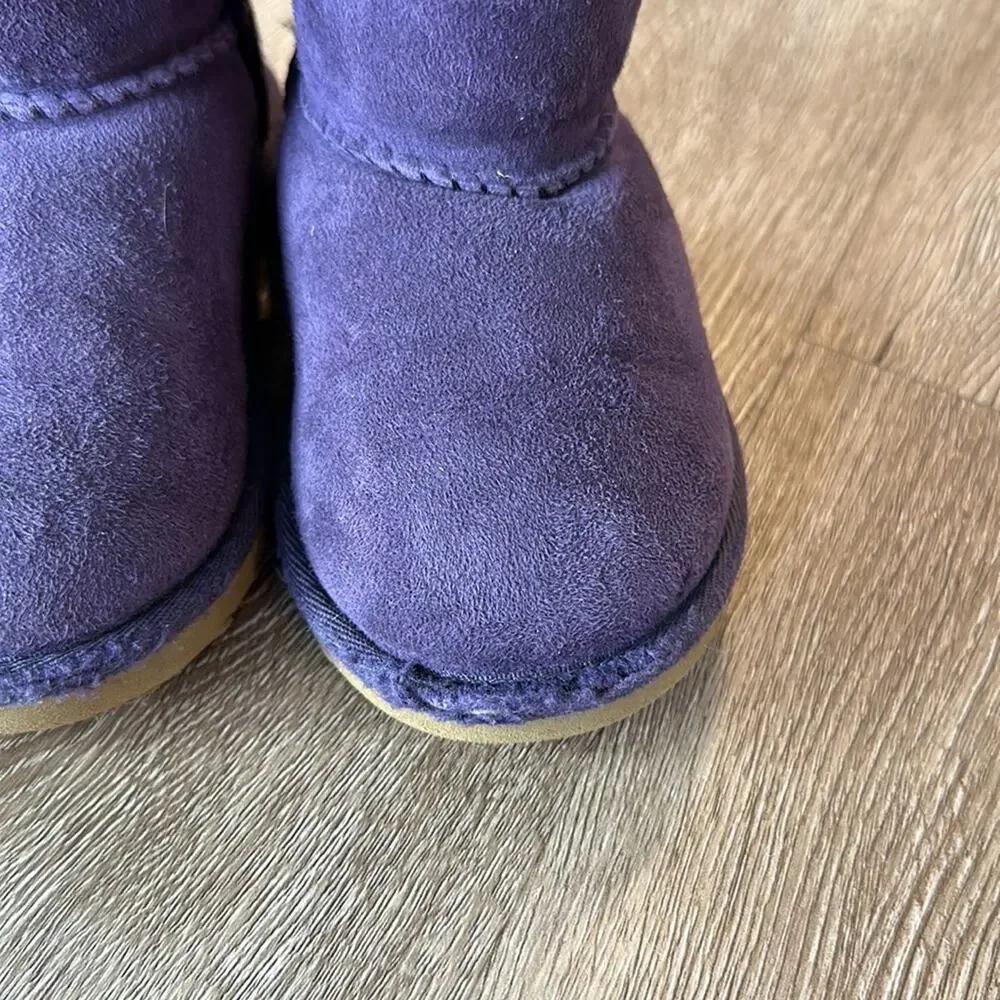 UGG Bailey‎ Bow II Boots Eggplant Purple Size 9 Winter Sheepskin